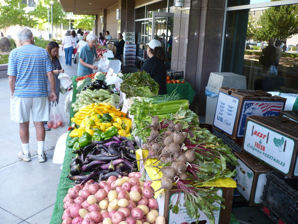 Kaiser Walnut Creek Farmers' Market