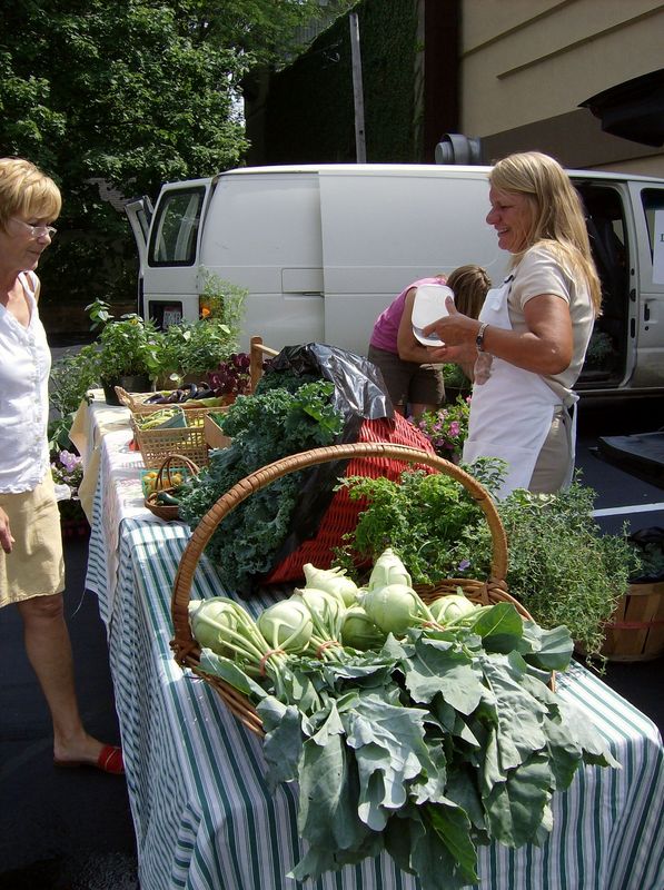 Wild Oats Farmer's Market